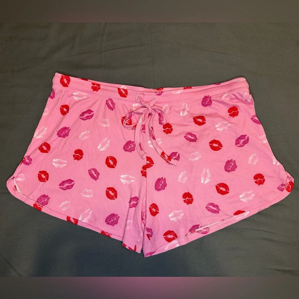 Steve Madden Pink Lips Cami Tank & Shorts Pajama Lounge Set